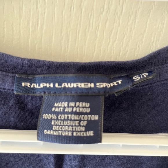 Ralph Lauren v-neck t-shirt - Picture 2 of 2